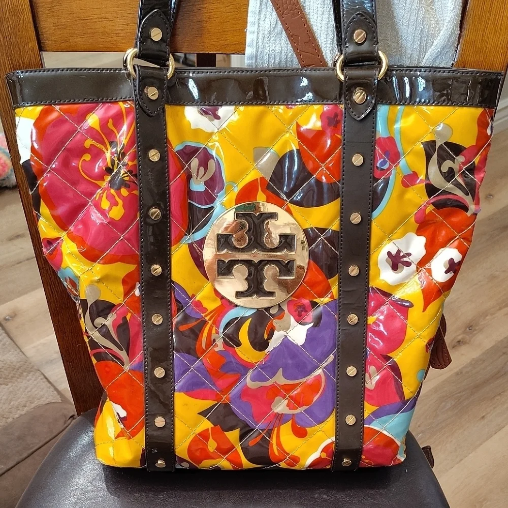 Tory Burch Cloth tote Multicolor Coated Canvas Shoulder Bag Tote READ!